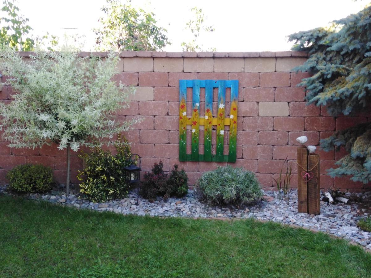 Ubytovani U Janca Lednice Bagian luar foto